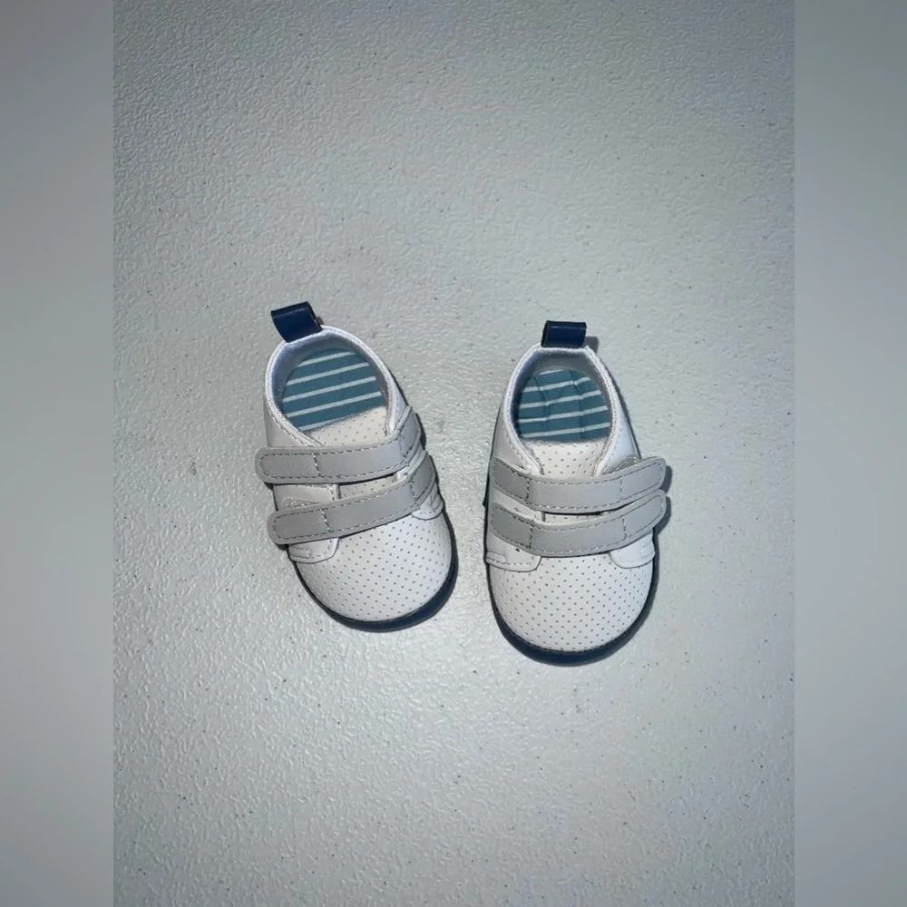 Carter's Child of Mine Baby Boy Perforated Sneakers, Size 0-3 Months - Picture 4 of 6